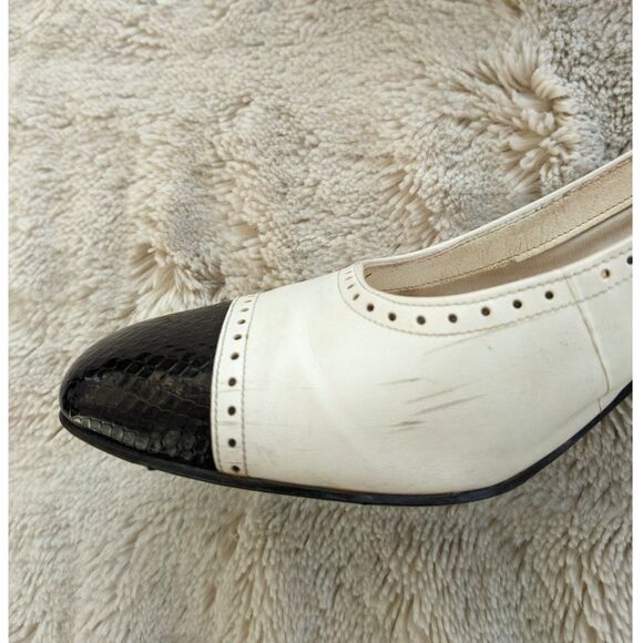 Vtg. 40s AirStep Snakeprint Spectator Cuban Heel Mid Height Pumps, Sz. 6 / 6.5 - Picture 13 of 14